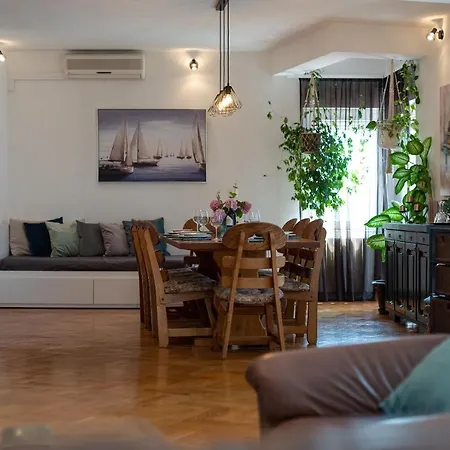 Kambel Apartment *
